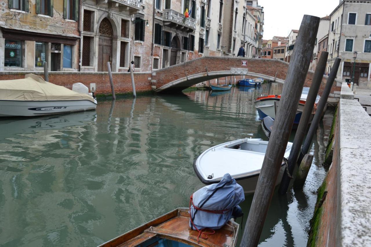 Suite In Venice Ai Carmini Luaran gambar